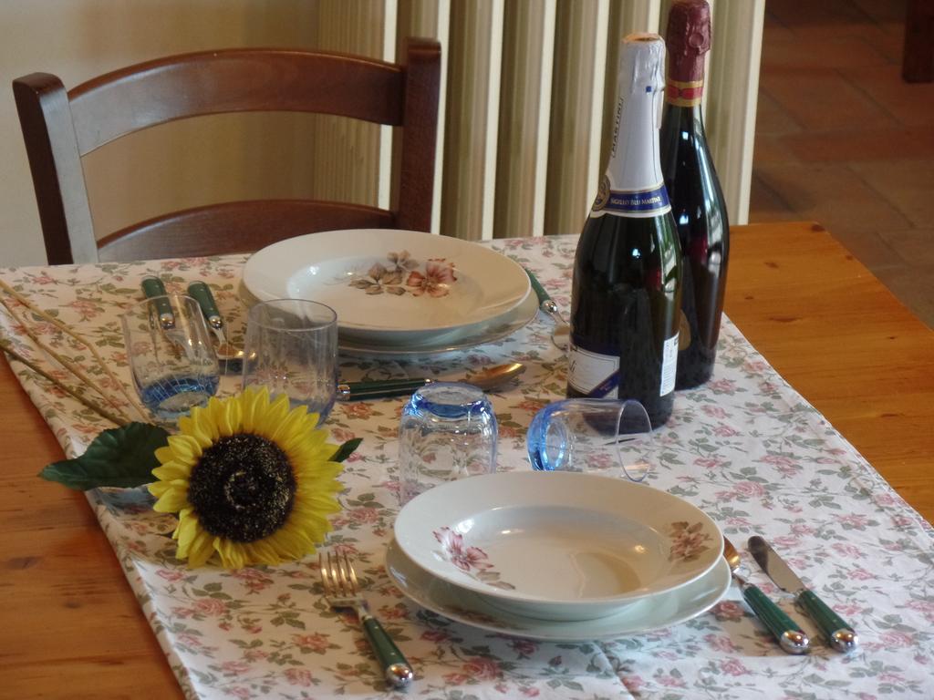Il Fienile Holiday Home Le Fornacette Екстер'єр фото